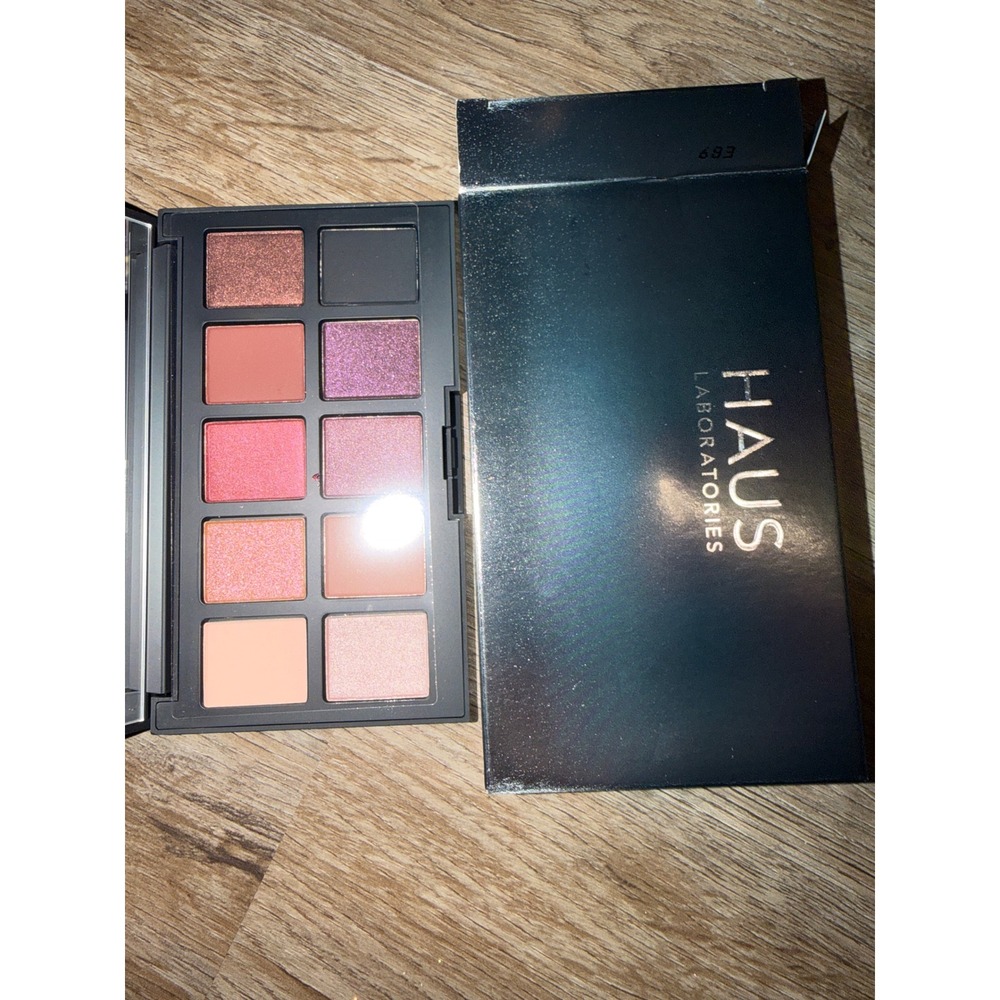 Haus Laboratories Eyeshadow Palette Glam Room No 1 Fame 10 Pan Matte Shimmer